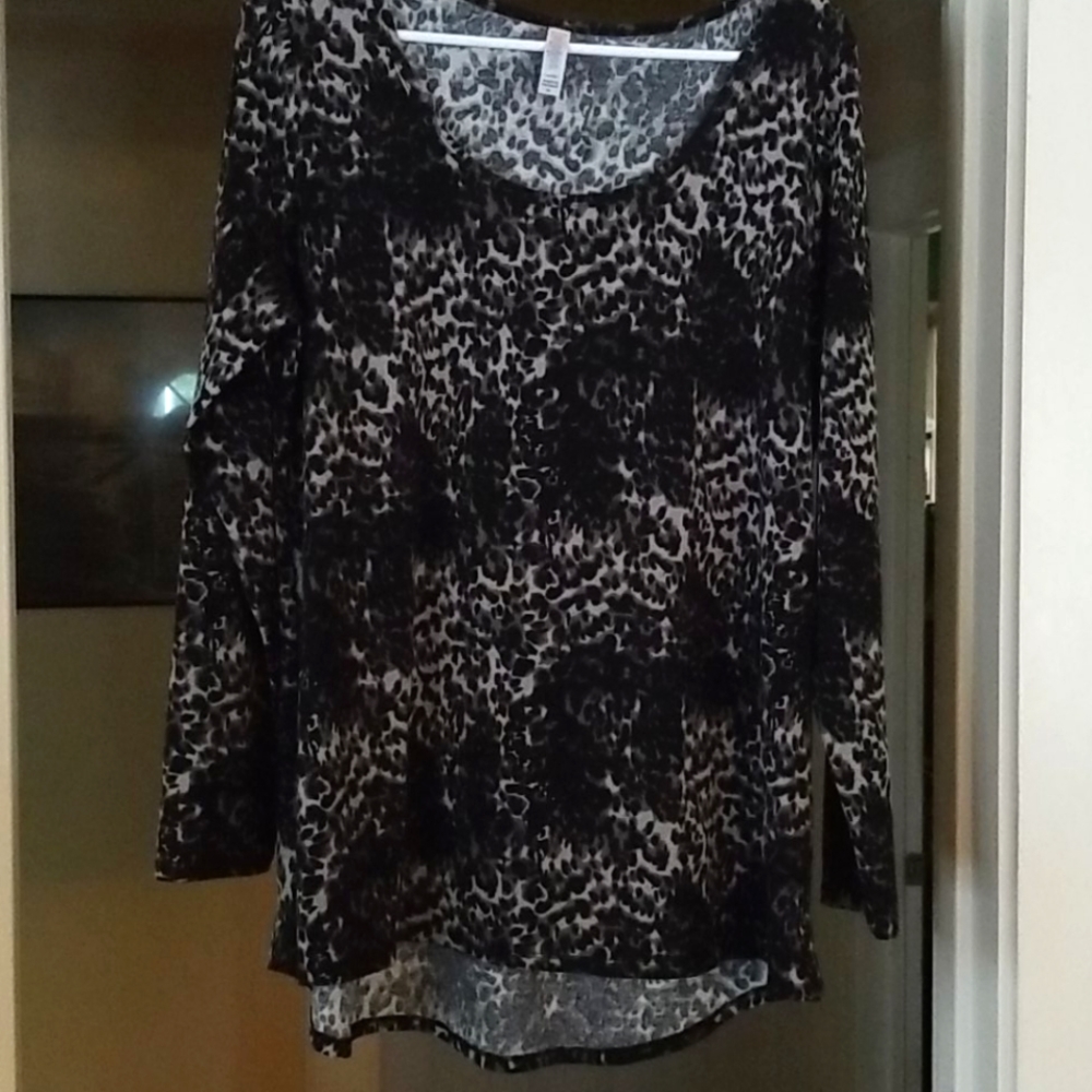 LuLaRoe Top